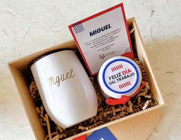 Taza con Galleta, vista principal
