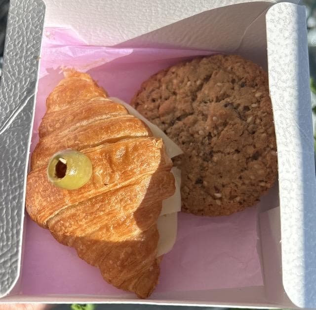 Combo Croissant y Galleta, vista principal