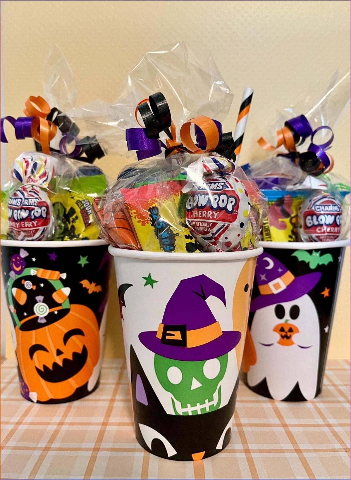 Vaso con Dulces y Galletas, vista principal
