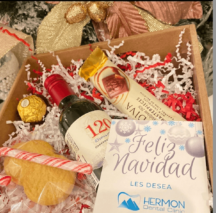 Mini Vino con Dulces Navideños, vista principal