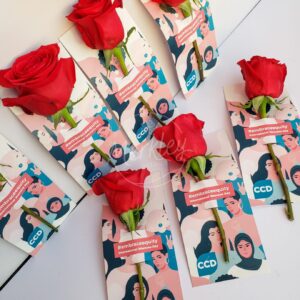 Flor en Base Decorativa