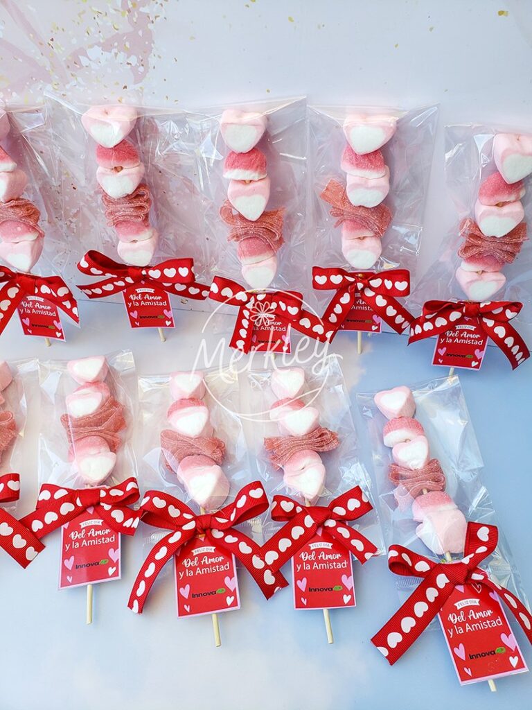 Pinchos de gomitas dulces